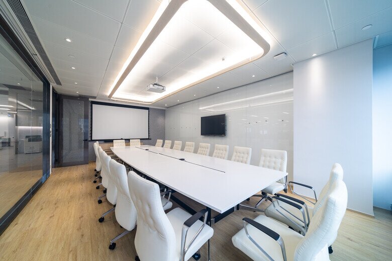 Privilege Oriented B - 圖像