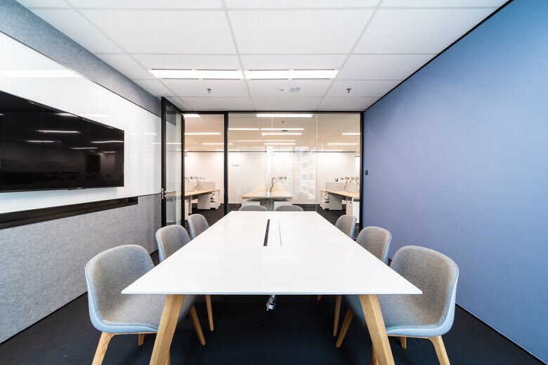 Privilege Oriented B - 圖像